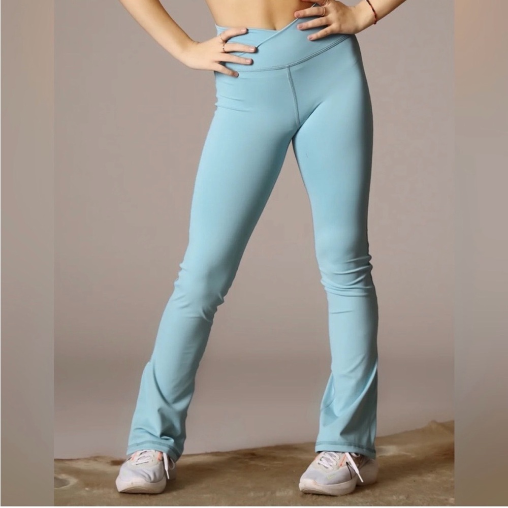 TIGER FRIDAY May Split Flare Leggings- Sunday Blue- child M